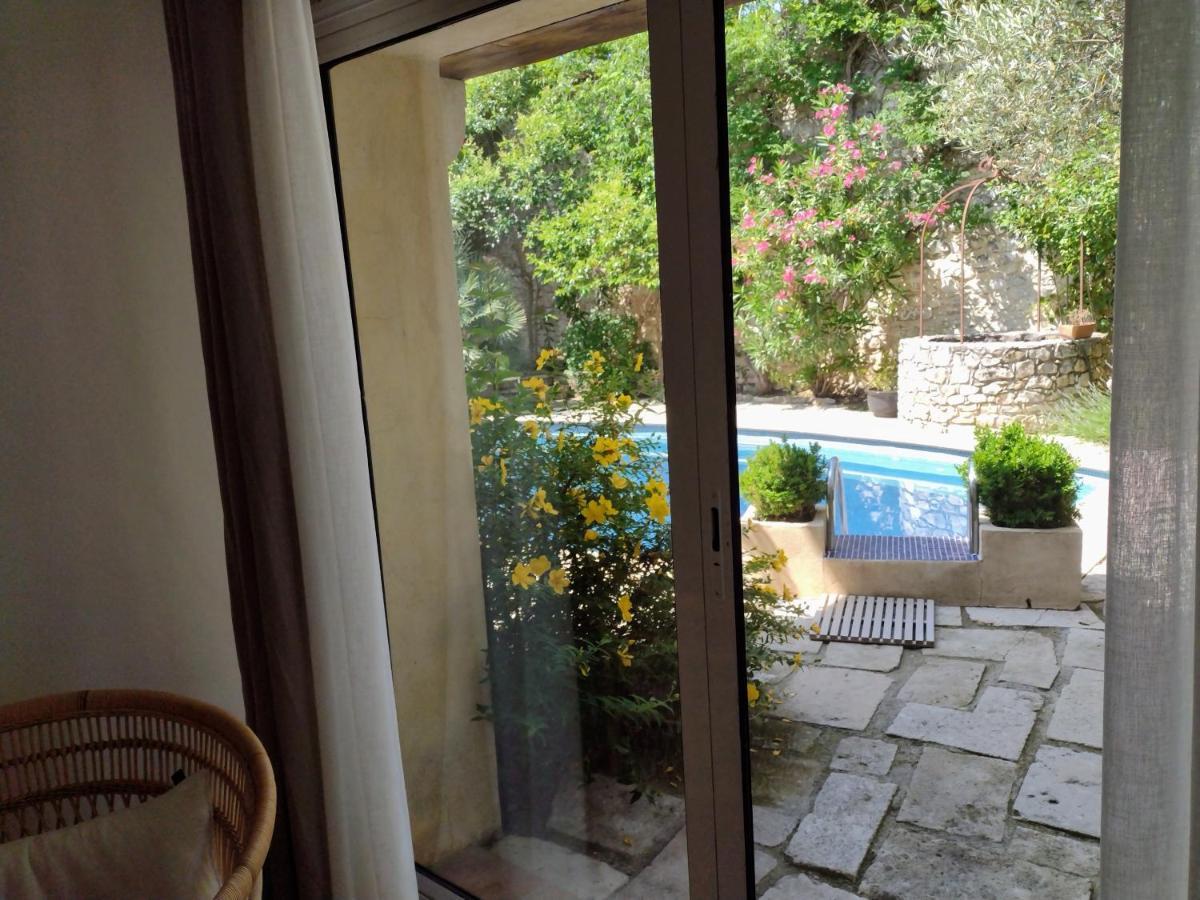 La Maison Des Autres, Piscine Chauffee, Chambres D'Hotes Proches Uzes, Nimes, Pont Du Gard Saint-Genies-de-Malgoires Eksteriør billede