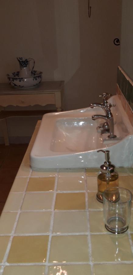 La Maison Des Autres, Piscine Chauffee, Chambres D'Hotes Proches Uzes, Nimes, Pont Du Gard Saint-Genies-de-Malgoires Eksteriør billede